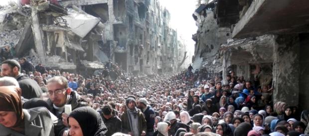 Yarmuk Refugee Camp and the Syrian Uprising: A View from Within ... - palestine-studies.org Yarmuk Refugee Camp and the Syrian Uprising: A View from Within ... - palestine-studies.org