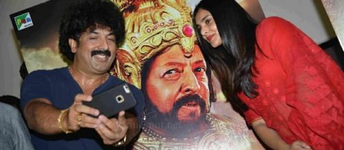 'Nagarahavu' Kannada movie review, live public response 