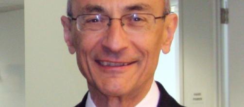 John Podesta (Wikipedia). Is this the face of a murderer?
