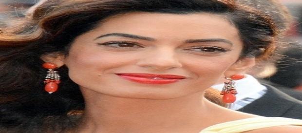 Amal Clooney: non bada a spese in certe occasioni Amal Clooney: non bada a spese in certe occasioni