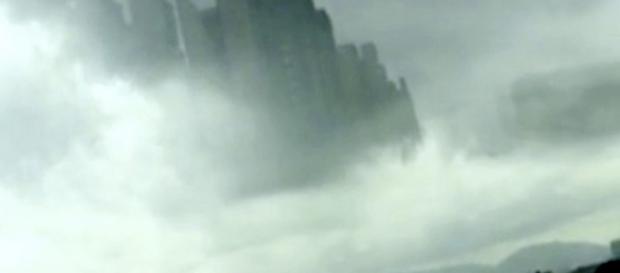 Fata Morgana, fenómeno atmosférico tan extraño y atrayente como inusual. Fata Morgana, fenómeno atmosférico tan extraño y atrayente como inusual.