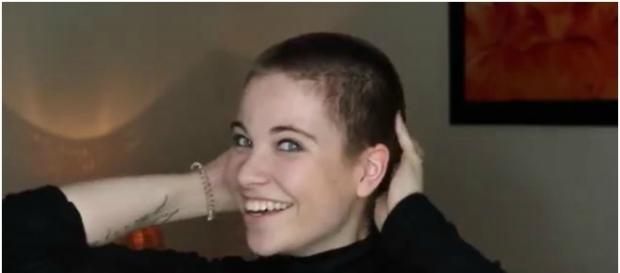 #Melina Sophie rasiert sich die Haare Kurz. #Melina Sophie rasiert sich die Haare Kurz.