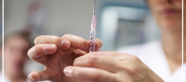 Pesquisadores desenvolvem anticoncepcional injetável para homens Pesquisadores desenvolvem anticoncepcional injetável para homens