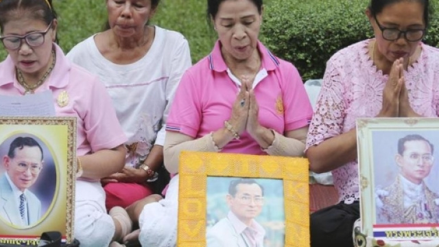 &Egrave; morto il re della Thailandia, il decano dei monarchi - La Stampa - lastampa.it