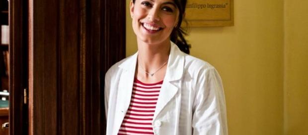 Alessandra Mastronardi nei panni di Alice Allevi Alessandra Mastronardi nei panni di Alice Allevi