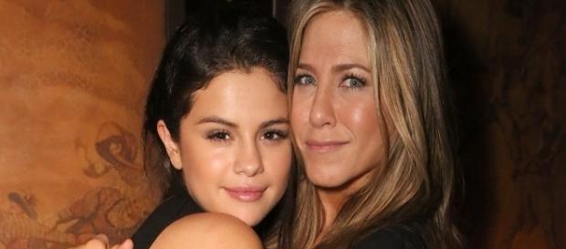 Une amitié solide entre Selena Gomez et Jennifer Aniston Une amitié solide entre Selena Gomez et Jennifer Aniston