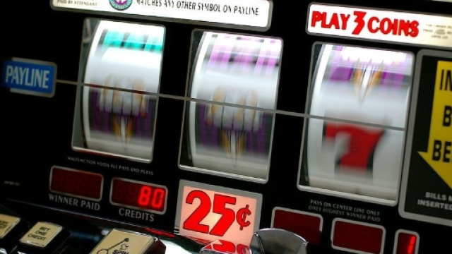 Torino, titolare sala slot multato