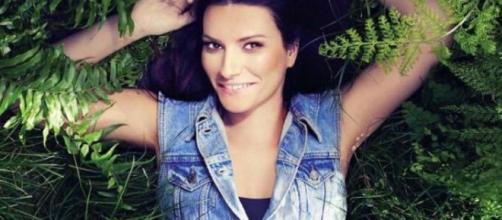 Laura Pausini: 'Simili', tracklist del nuovo album | melty - melty.it
