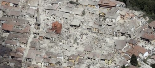 Amatrice vista dall'alto dopo il sisma del 24 agosto