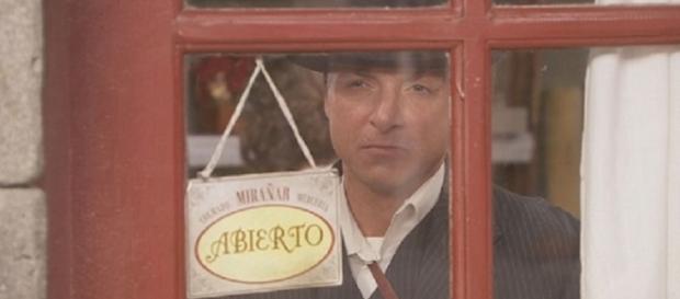 Anticipazioni Il Segreto: Alfonso e Ramiro spiati da un uomo Anticipazioni Il Segreto: Alfonso e Ramiro spiati da un uomo