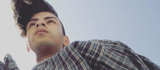 Faixa é a mais reproduzida em sua página na VEVO Faixa é a mais reproduzida em sua página na VEVO