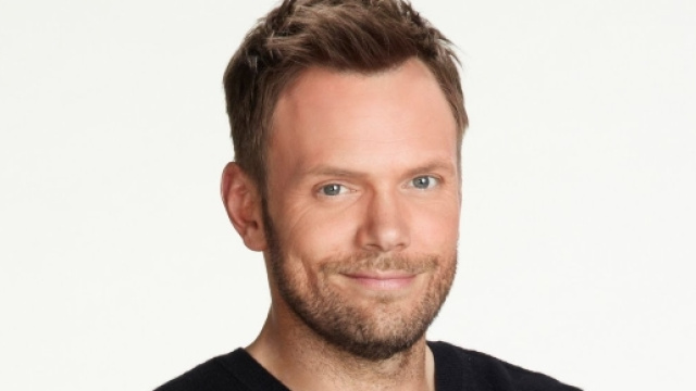 Joel Mchale, star della serie televisiva Community