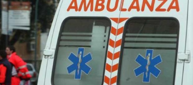 Due ambulanze sono arrivate sul luogo dell'incidente Due ambulanze sono arrivate sul luogo dell'incidente