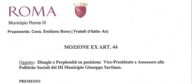 Foto della mozione di sfiducia presentata Foto della mozione di sfiducia presentata