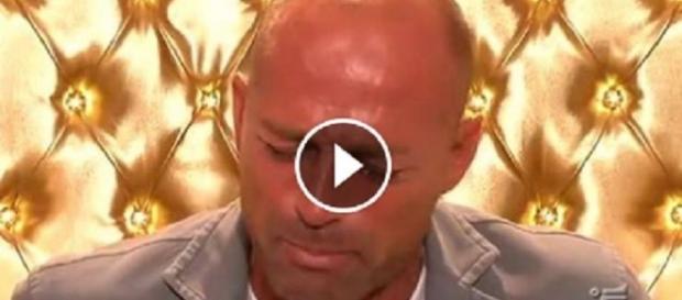 Grande Fratello Vip: Alfonso Signorini Contro Clemente Russo - vitadamamma.com Grande Fratello Vip: Alfonso Signorini Contro Clemente Russo - vitadamamma.com