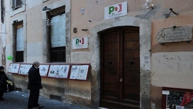 La sede PD di via dei Giubbonari in centro a Roma (foto: Fanpage)