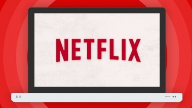 Netflix: arriva a fine anno la possibilità di scaricare serie tv e film