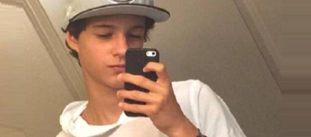 Adolescente gaúcho de 15 anos é espancado e morto por jovens em Orlando Adolescente gaúcho de 15 anos é espancado e morto por jovens em Orlando