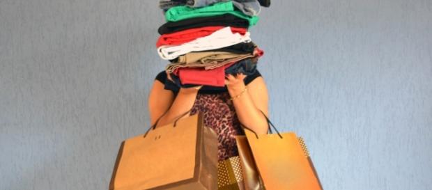Até que ponto comprar contribui com o bem-estar e com a satisfação pessoal? Até que ponto comprar contribui com o bem-estar e com a satisfação pessoal?