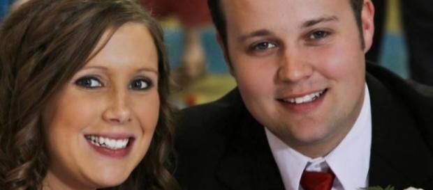 Josh Duggar Takes Anna For Shopping: A New Life Begins! ...- thebitbag.com Josh Duggar Takes Anna For Shopping: A New Life Begins! ...- thebitbag.com