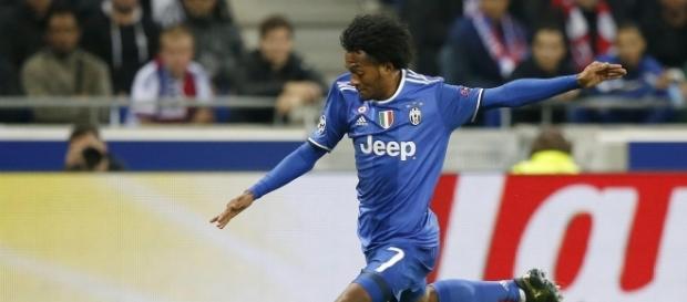 Juan Cuadrado piega il Lione: la Juventus si avvicina gli ottavi! Juan Cuadrado piega il Lione: la Juventus si avvicina gli ottavi!
