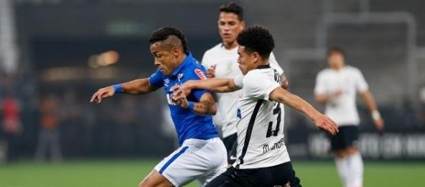 Na partida de ida, em São Paulo, o Corinthians levou a melhor, ganhando por 2 a 1. Na partida de ida, em São Paulo, o Corinthians levou a melhor, ganhando por 2 a 1.