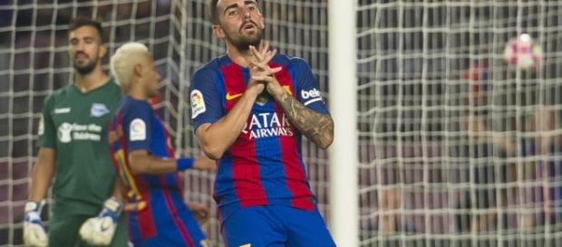 Paco Alcácer se lamenta de una ocasión fallada Paco Alcácer se lamenta de una ocasión fallada
