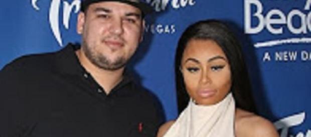 Youtube Entertainment Tonight channel: Blac Chyna Gets Paternity Test to Prove Rob Kardashian is the Father on 'Rob & Chyna' Finale Youtube Entertainment Tonight channel: Blac Chyna Gets Paternity Test to Prove Rob Kardashian is the Father on 'Rob & Chyna' Finale
