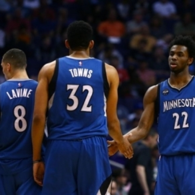 Mandatory Credit: Mark J. Rebilas-USA TODAY Sports