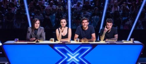 X Factor Italia 2016 Home visit replica in chiaro