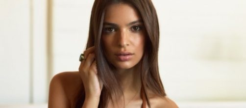 Emily Ratajkowski ancora vittima di hacker