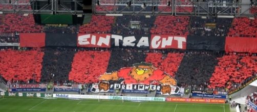 Hamburger SV vs Frankfurt [image:upload.wikimedia.org]