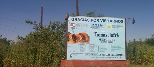 Cartel de bienvenida a Tomás Jofré. Cartel de bienvenida a Tomás Jofré.