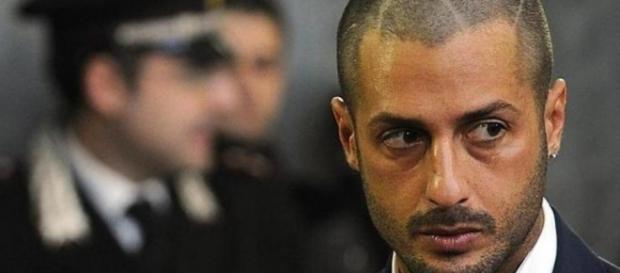 Fabrizio Corona, "il re dei paparazzi" nuovamente arrestato Fabrizio Corona, "il re dei paparazzi" nuovamente arrestato