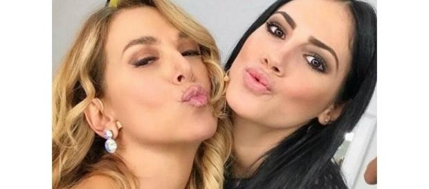 Giulia De Lellis ospite a Pomeriggio 5 Giulia De Lellis ospite a Pomeriggio 5