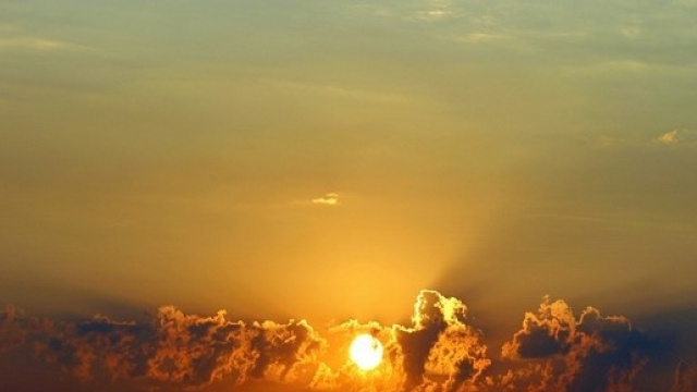 Buon onomastico a tutte le persone di nome Aurora