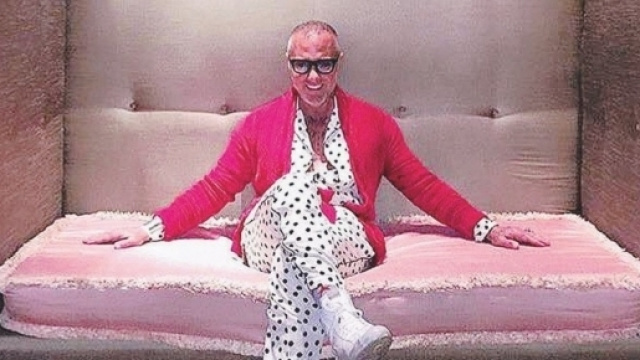 Gianluca Vacchi contro le magliette odio Vacchi.