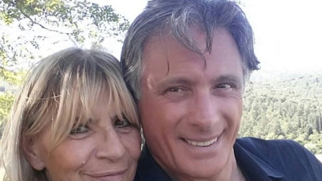 Giorgio Manetti ha affermato che le foto pubblicate da "Eva tremila" con Gemma Galgani sono false