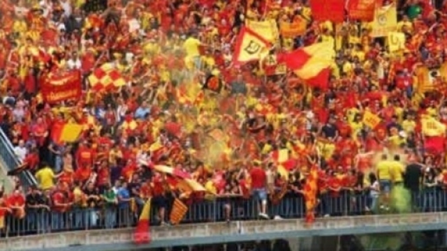 Lecce, la curva Nord del via del Mare