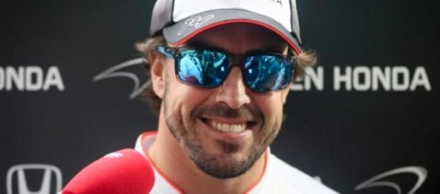 excelente actuación de Alonso en Malasia de último a séptimo excelente actuación de Alonso en Malasia de último a séptimo