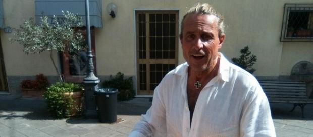Uomini e Donne: Marco Firpo impegnato in un'iniziativa benefica per Amatrice Uomini e Donne: Marco Firpo impegnato in un'iniziativa benefica per Amatrice