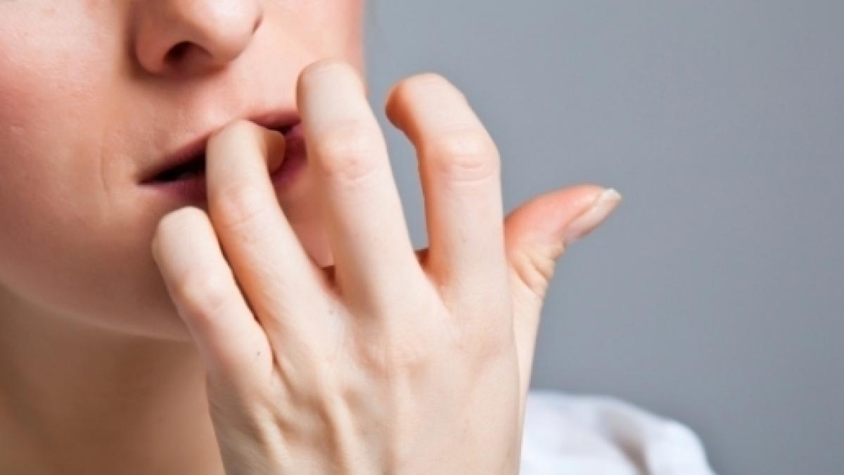 Veja 8 razões para você parar de roer unhas