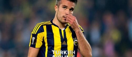 Robin van Persie offered to Crystal Palace and West Ham after ... - thesun.co.uk