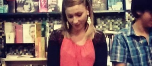 Agnese Palermo presso la libreria "Tuba Bazar" in via del Pigneto lo scorso settembre.