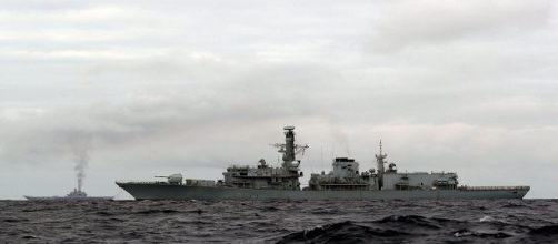 La flotta russa nelle acque a largo della Norvegia, mentre viaggia in direzione del Mediterraneo