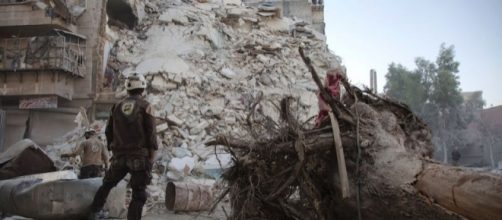 Uno dei quartieri di Aleppo, devastato dai raid aerei dei giorni scorsi