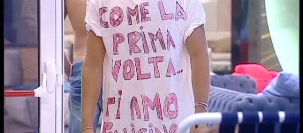 Maglietta di Andrea per Giulia - http://img.grandefratello14.mediaset.it/bin/video/83.$plit/C_18_video_3484_upiThumbnail.jpg Maglietta di Andrea per Giulia - http://img.grandefratello14.mediaset.it/bin/video/83.$plit/C_18_video_3484_upiThumbnail.jpg