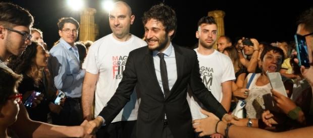 MGFF: colonna d'oro per la fiction a Lino Guanciale (video HD ... - calabriamagnifica.it MGFF: colonna d'oro per la fiction a Lino Guanciale (video HD ... - calabriamagnifica.it
