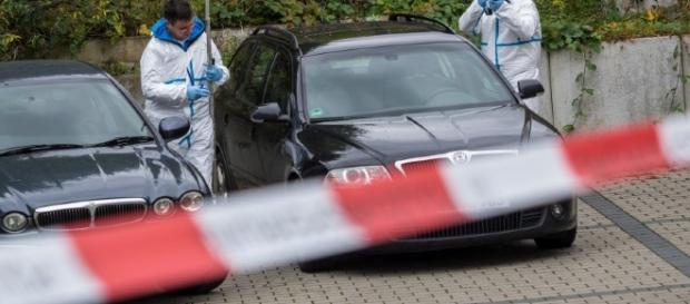 Polizist nach Schüssen von "Reichsbürger" doch nicht tot | Schweiz ... - webdigital.hu Polizist nach Schüssen von "Reichsbürger" doch nicht tot | Schweiz ... - webdigital.hu