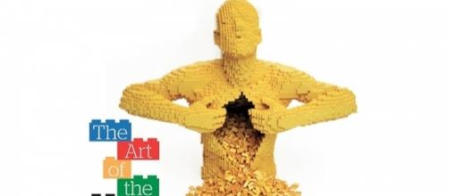Mostra ‘The Art of the Brick’ a Milano